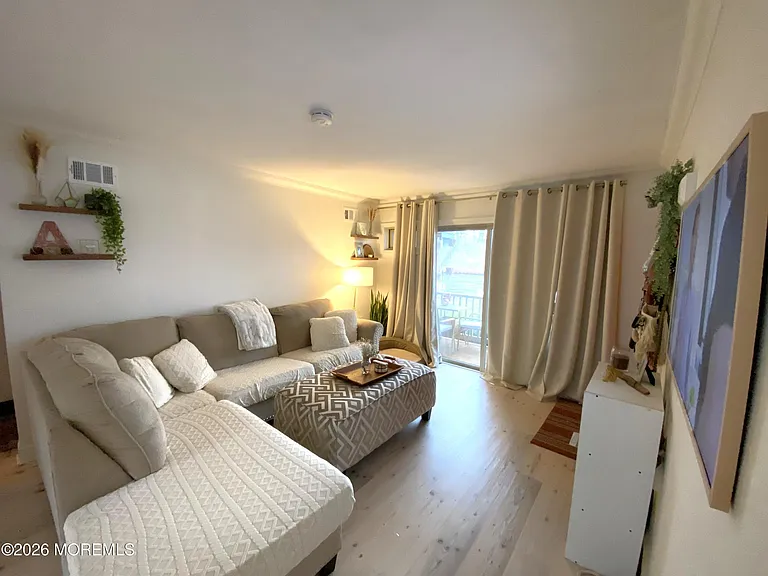 1641 Elm Ave #2 — Photo 7