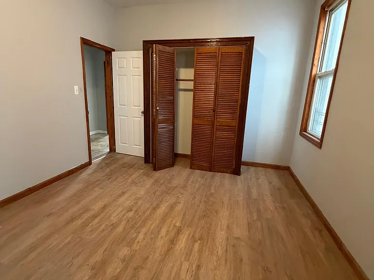 3287 Hull Ave #3 — Photo 5
