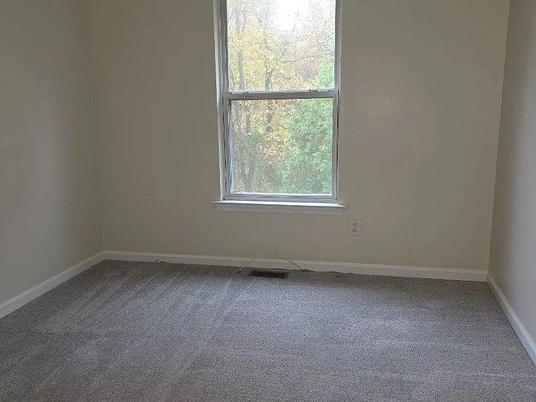 24 Woodcrest Ct — Photo 16
