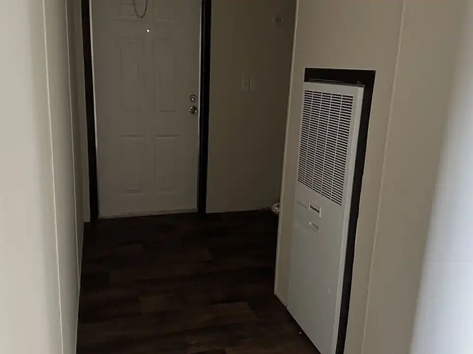 2nd image of 604 Lenawee St #1