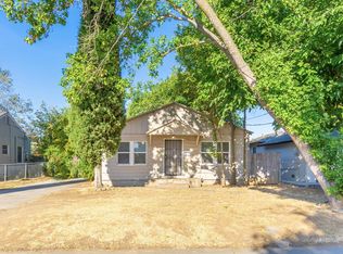 3709 Ripley St, Sacramento, CA 95838