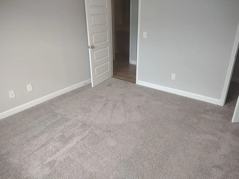 1031 Ashcroft Cir — Photo 59