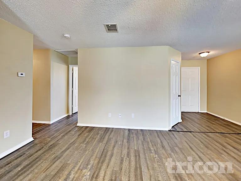 7109 Galveston Dr — Photo 5