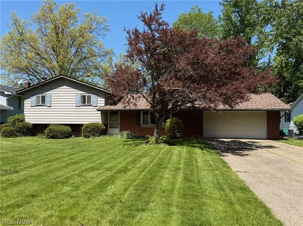 7499 Harding St, Mentor, OH 44060