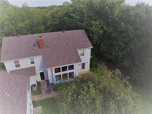 2nd image of 3106 N Miller Dr