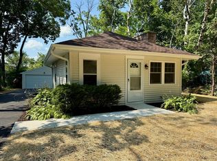 26346 N Walnut Ave, Mundelein, IL 60060