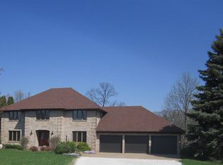 9660 Wolf Rd, Geneseo, IL 61254