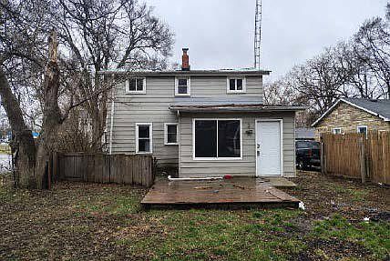 4th image of 1487 Wells St