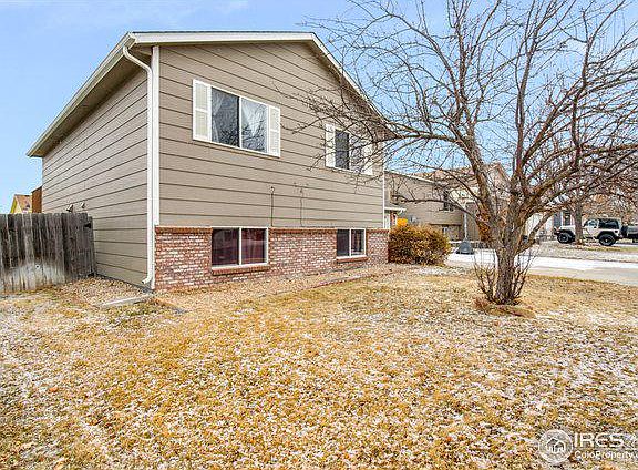 3rd image of 126 49th Avenue Pl
