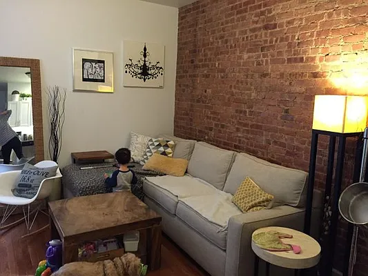 Rented by Peter Jacob, LREB | media 31