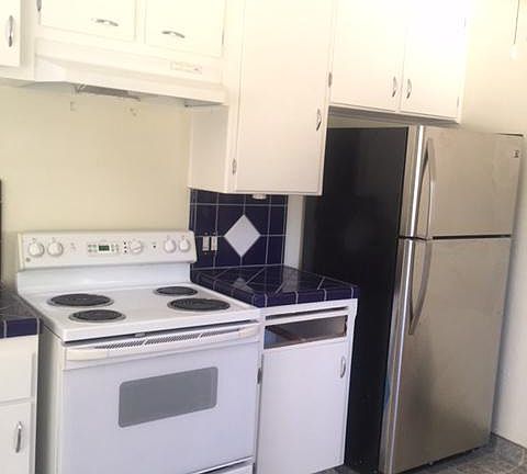 5th image of 804 W Cortland Ave