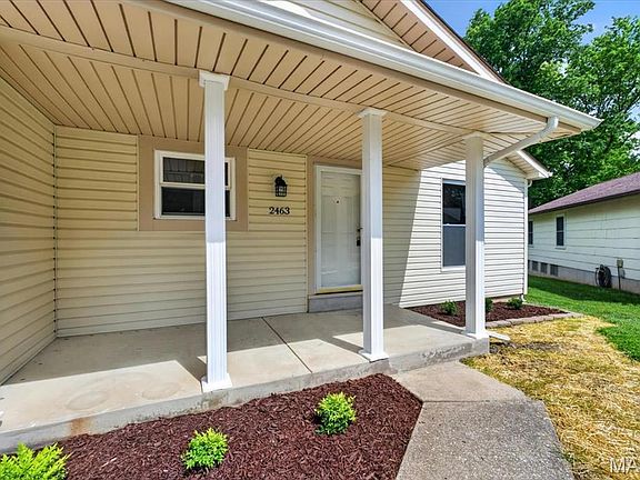 2nd image of 2463 Village Glen Ct