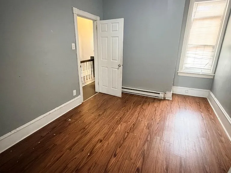 347 N Wilton St — Photo 7