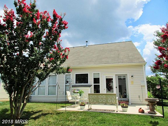 3rd image of 17 Brunswick Ct