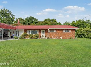 324 Fenway Dr, Pigeon Forge, TN 37863