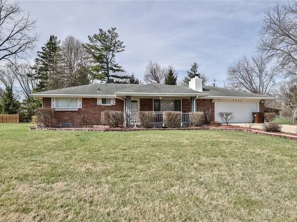1185 Fergus Dr, Dayton, OH 45430