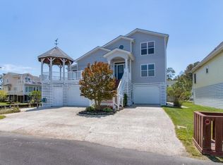 616 7th St, Bethany Beach, DE 19930