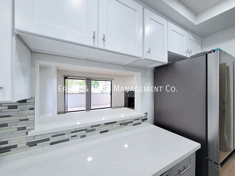 1758 E 2nd St #101 — Photo 9