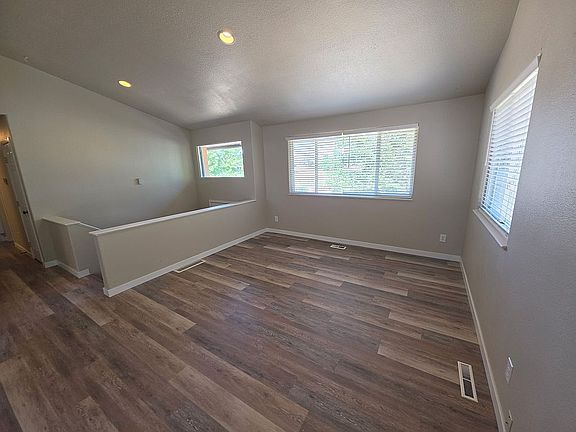 3rd image of 14853 Burger Ln