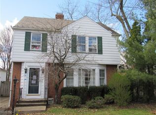 2368 Eardley Rd, University Heights, OH 44118