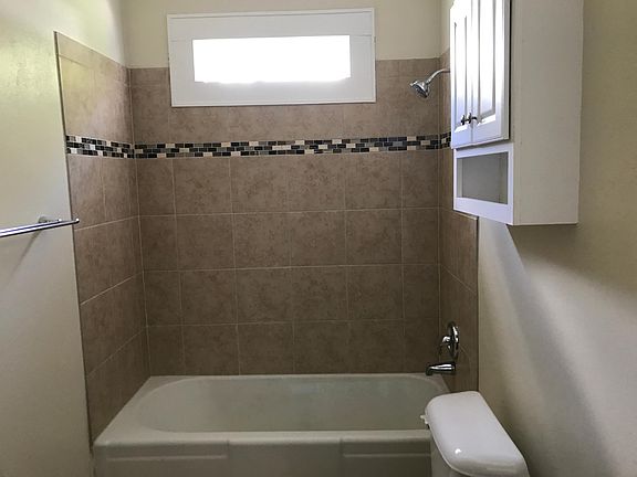 5th image of 285 Prospect St