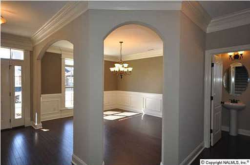 3rd image of 3010 Grand Lake Way SW