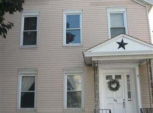 38 High St, Green island, NY 12183