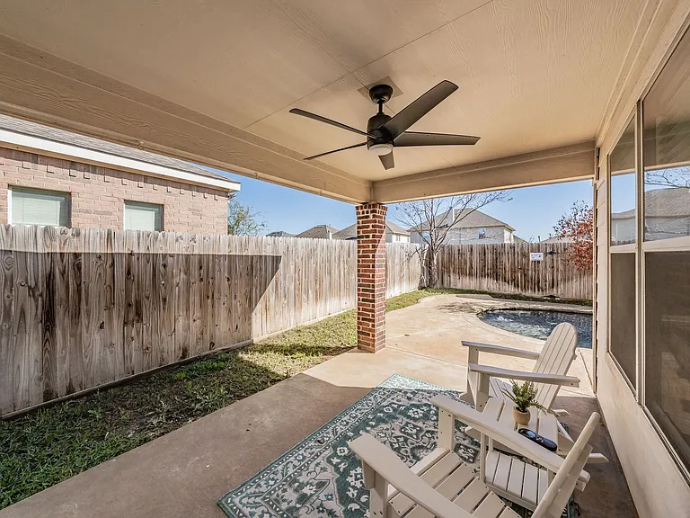 9040 Weller Ln — Photo 39