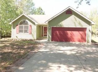 1315 9th St, Baldwin City, KS 66006