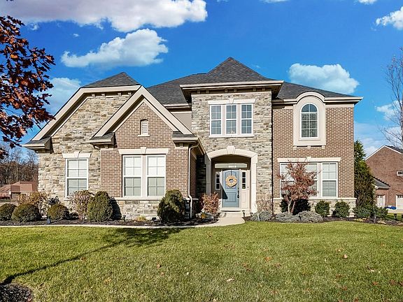 3rd image of 1673 Indian Bluffs Dr