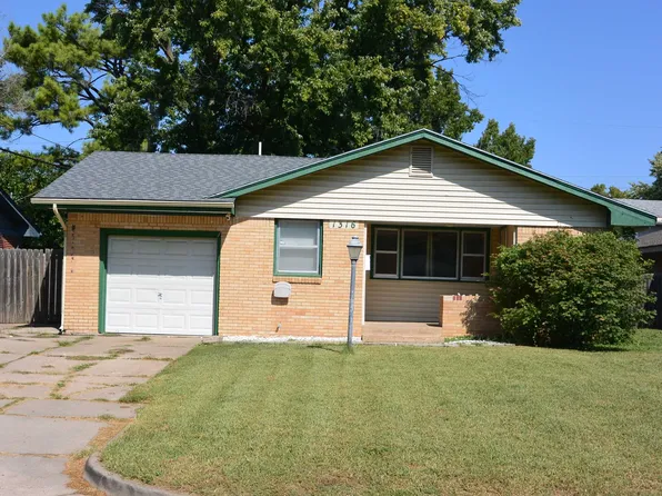 1316 W 29th St S, Wichita, KS 67217