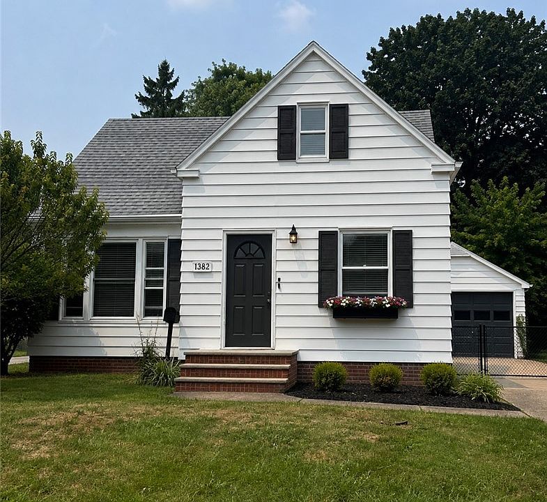 1st image of 1382 Sunset Rd