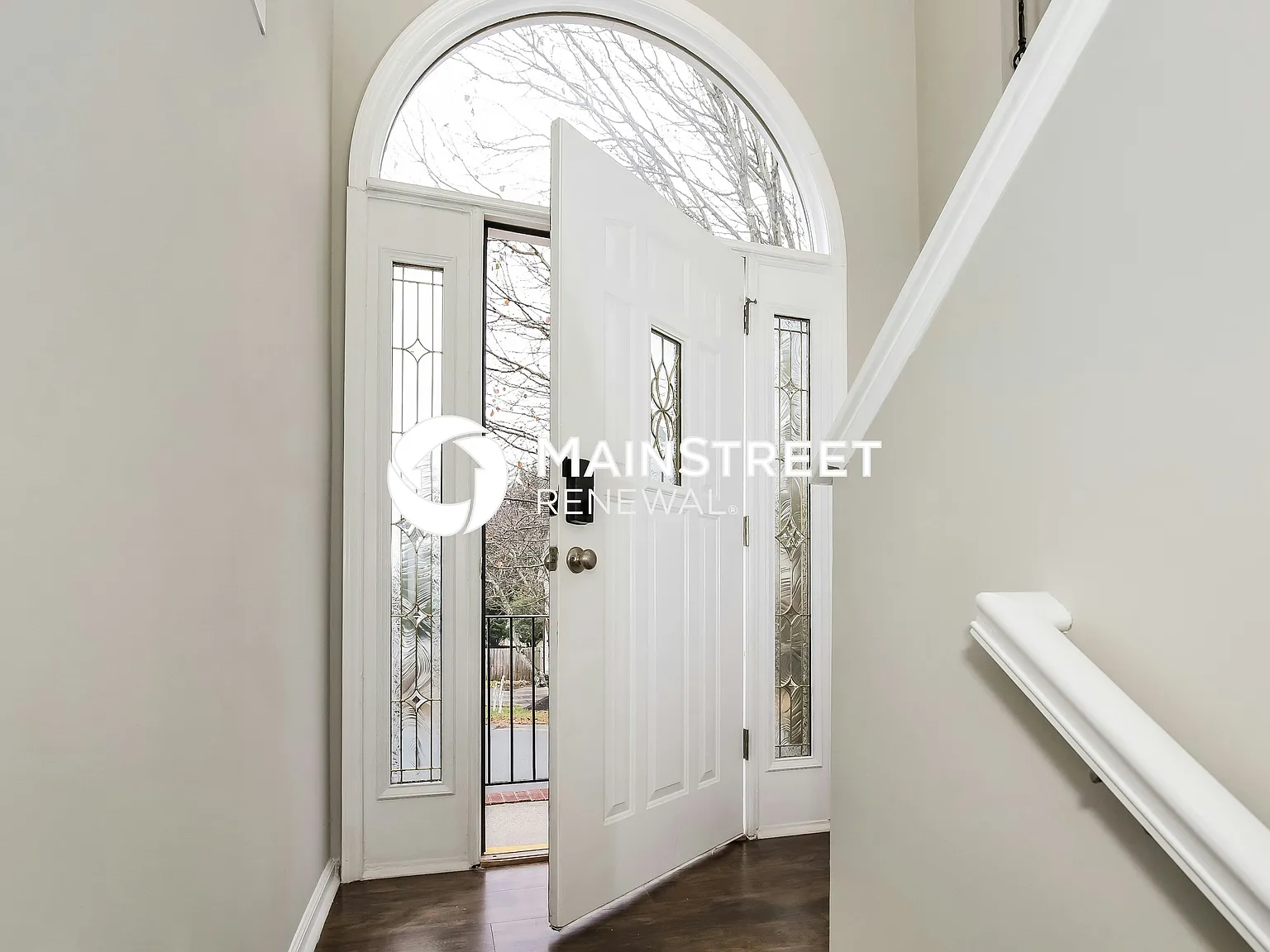 440 Corbin St — Photo 3