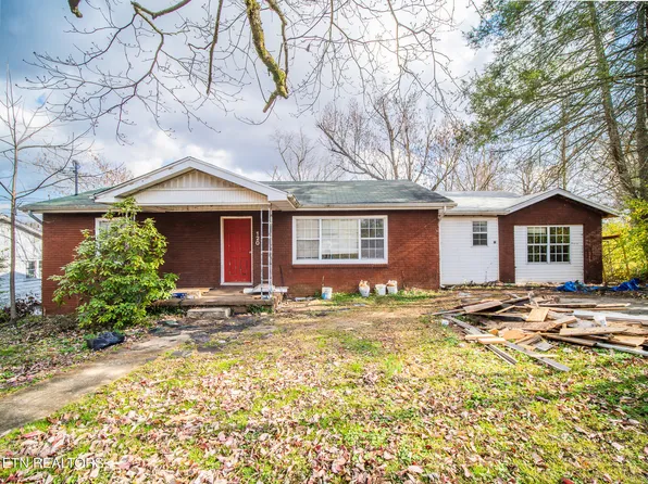 120 Scenic Dr, Sevierville, TN 37862