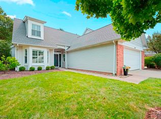 2555 Piedmont Ct, Westlake, OH 44145