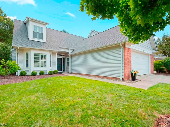 2555 Piedmont Ct, Westlake, OH 44145