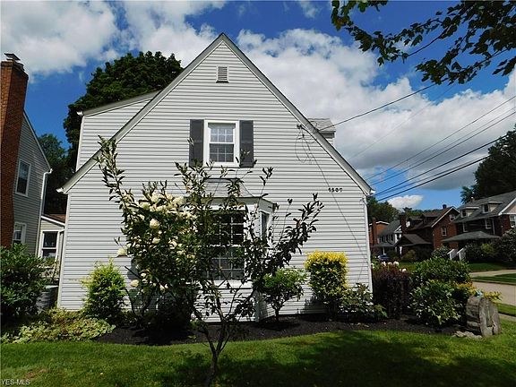 2nd image of 1307 Chestnut Blvd