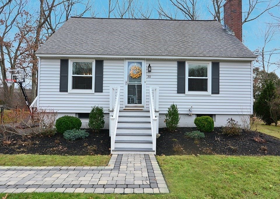 1st image of 30 Millwood Dr