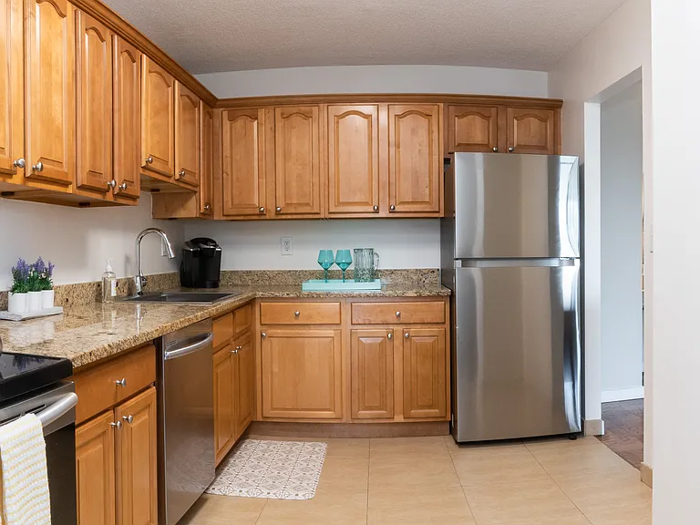 The PIERRE Apartments — Photo 12