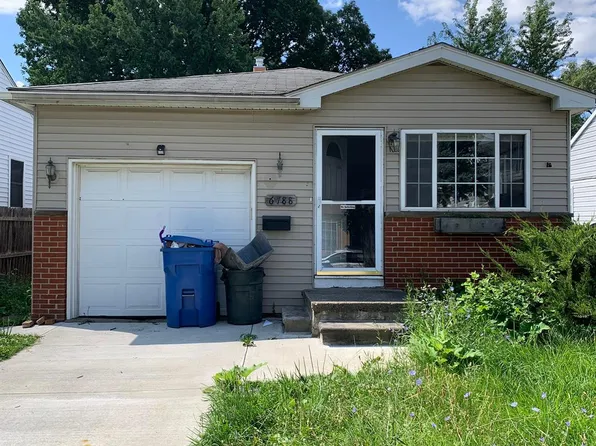 6788 Continental Ave, Warren, MI 48091