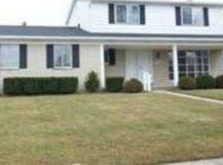 5373 Folkstone Dr, Troy, MI