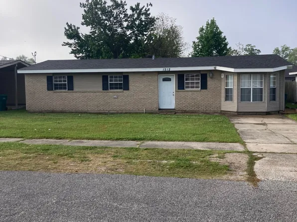 1212 Georgia St, Sulphur, LA 70663