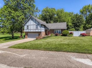 10330 S Eastgate Dr, Mount Vernon, IN 47620