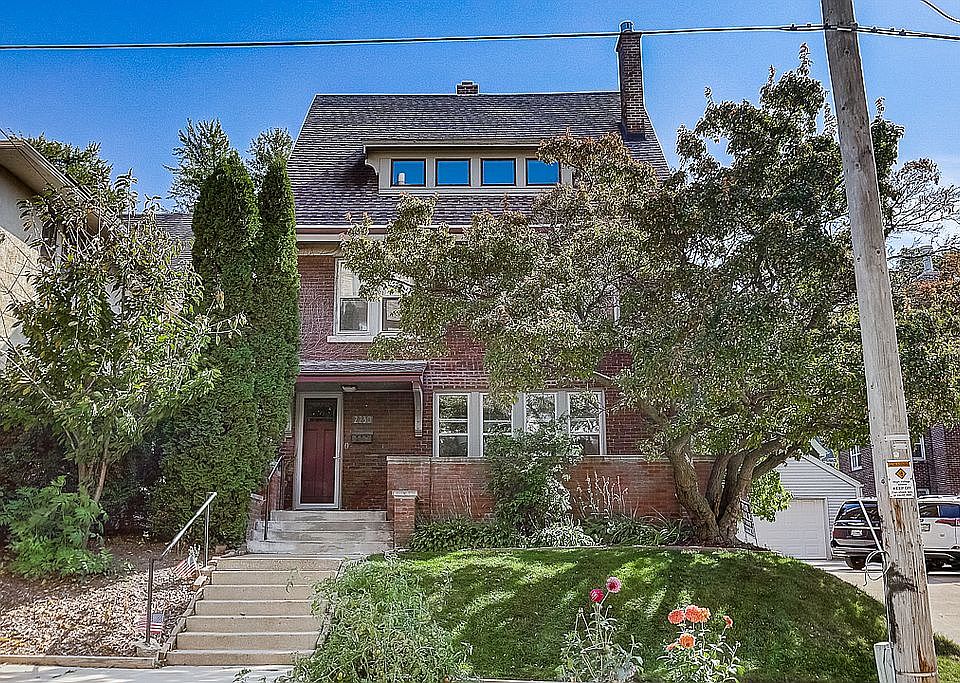 Full house condo