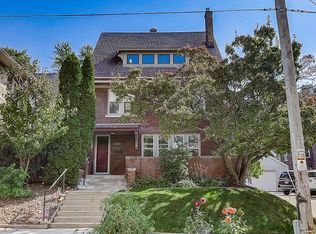 2230 N Summit Ave #1, Milwaukee, WI 53202