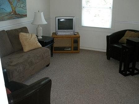 5th image of 124 Plaza St