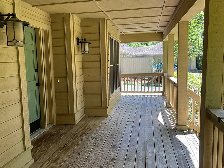 7 Golden Hind Dr — Photo 5