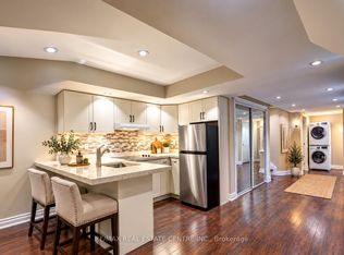 6393 Seaver Rd, Mississauga, ON L5V2J2