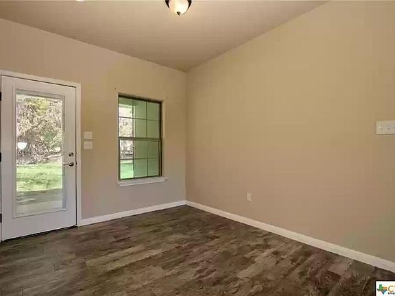 5th image of 1258 Lakeview Dr