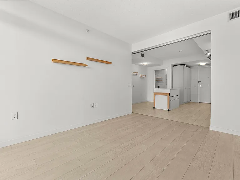180 E 2nd Ave #728 — Photo 8